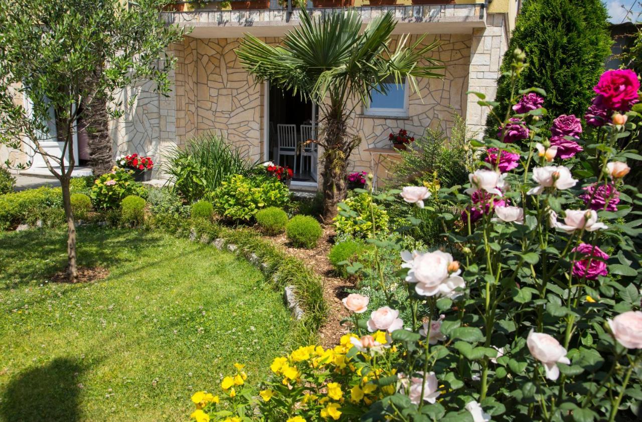 קסטב Apartman Lori מראה חיצוני תמונה